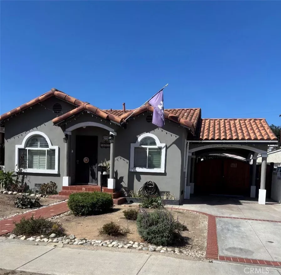 Property Photo:  10323 San Luis  CA 90280 