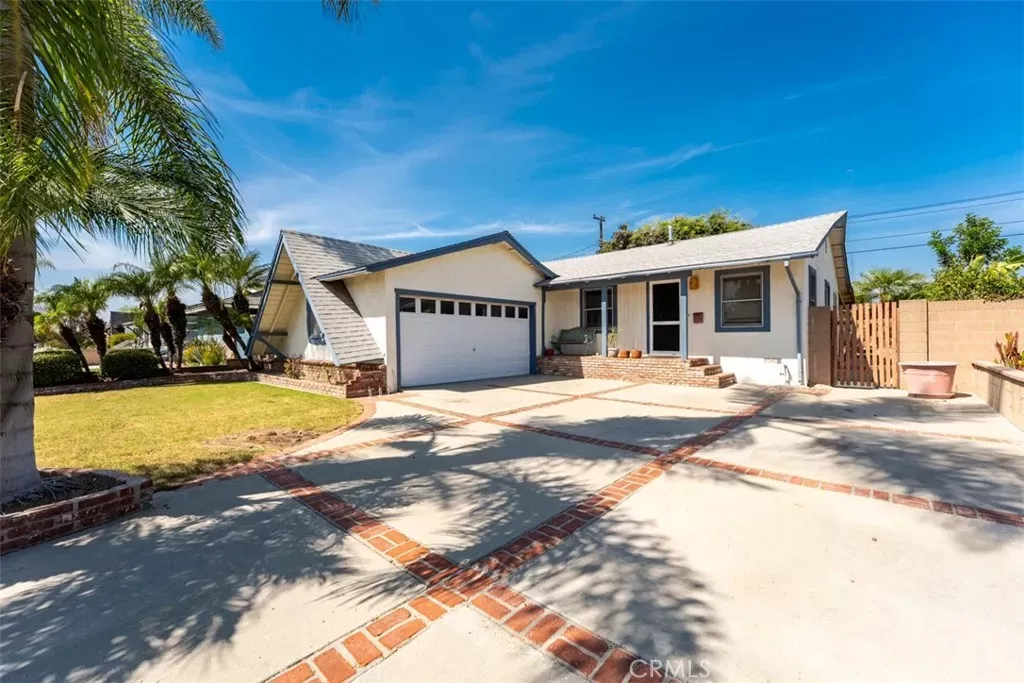 Property Photo: 5821 Lime CA 90630