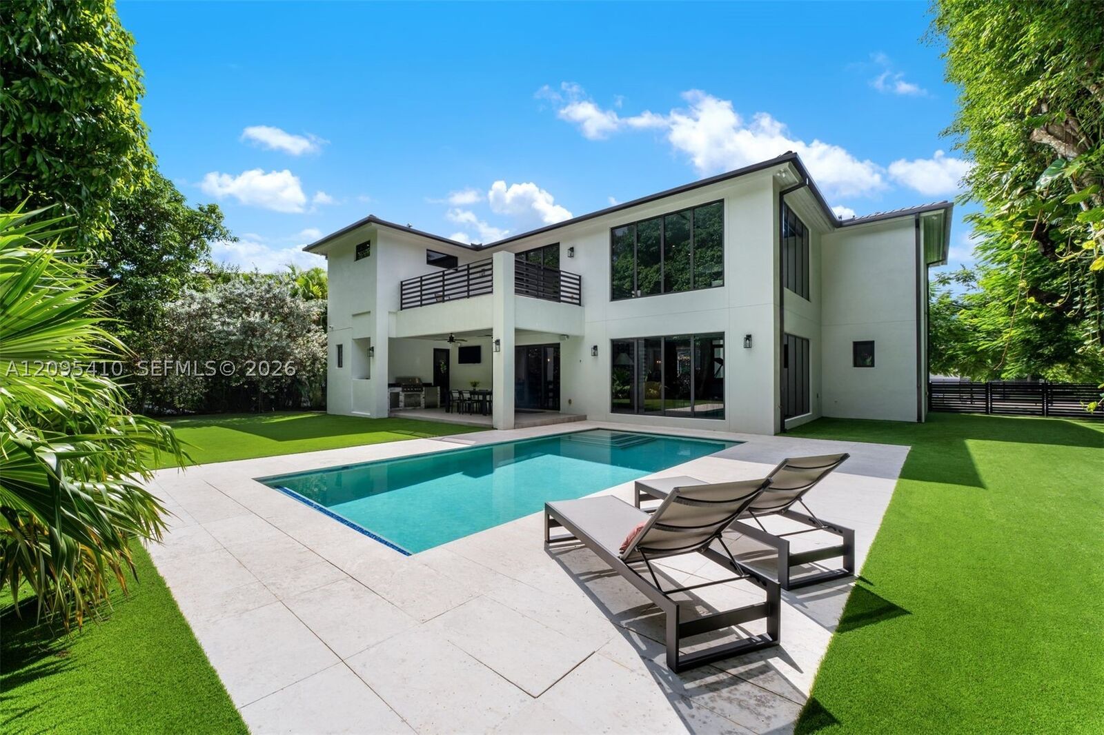 Property Photo: 5991 SW 80th St FL 33143