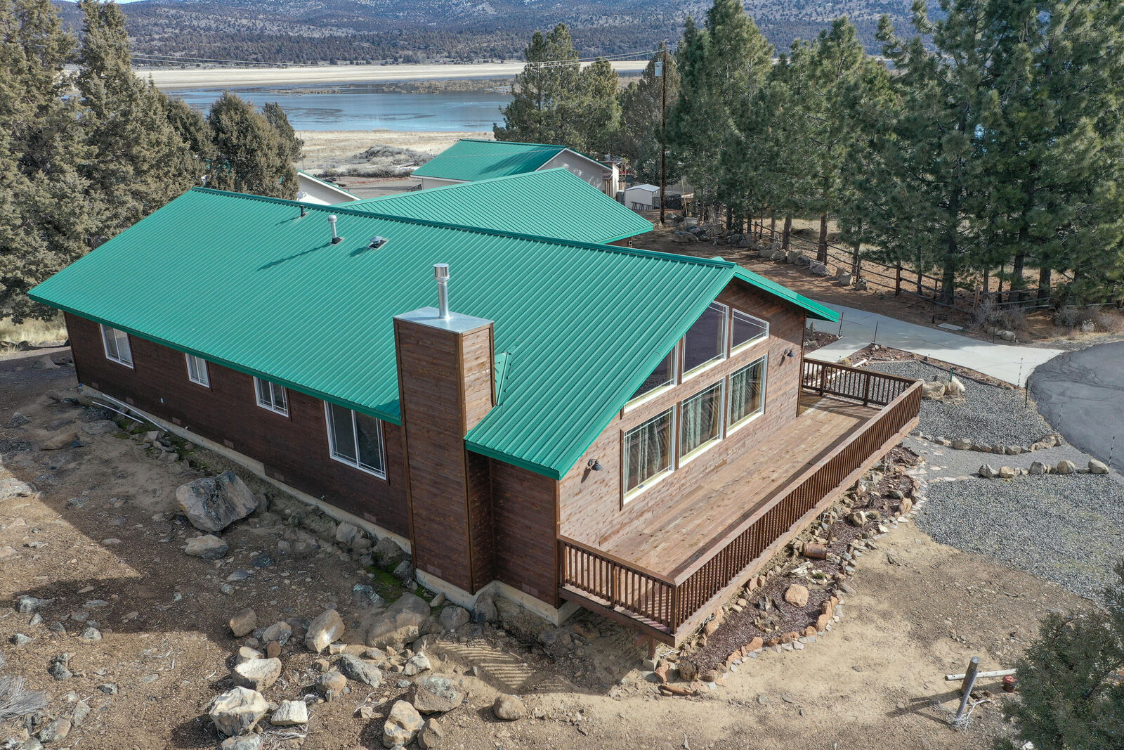 Property Photo:  692-415 Bengard Way  CA 96130 