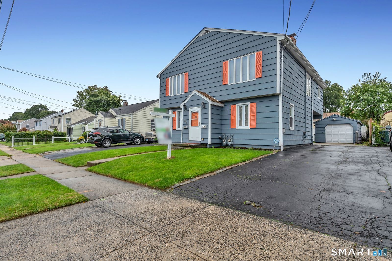 Property Photo: 669 Queen Street 2 CT 06606