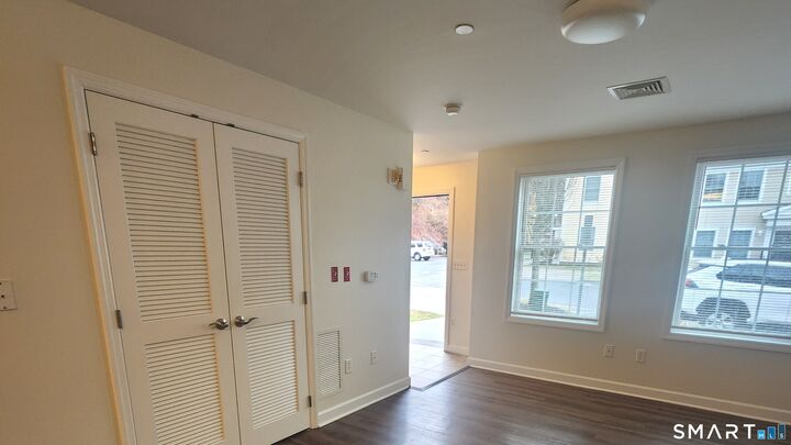 Property Photo: 66 Stoneridge Circle CT 06902