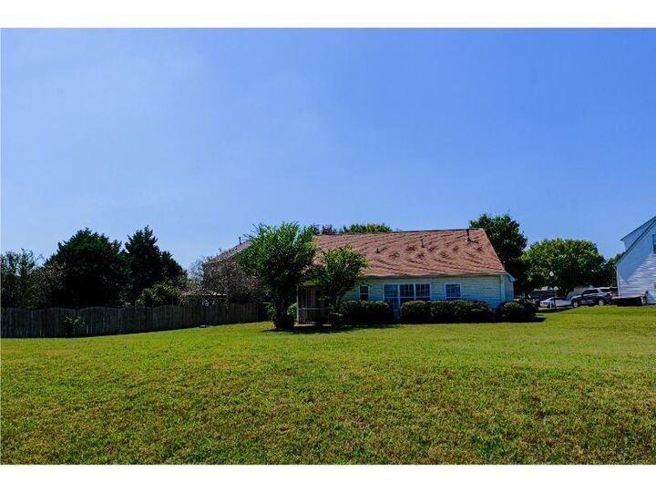 Property Photo:  516 Thurston Court  SC 29388 