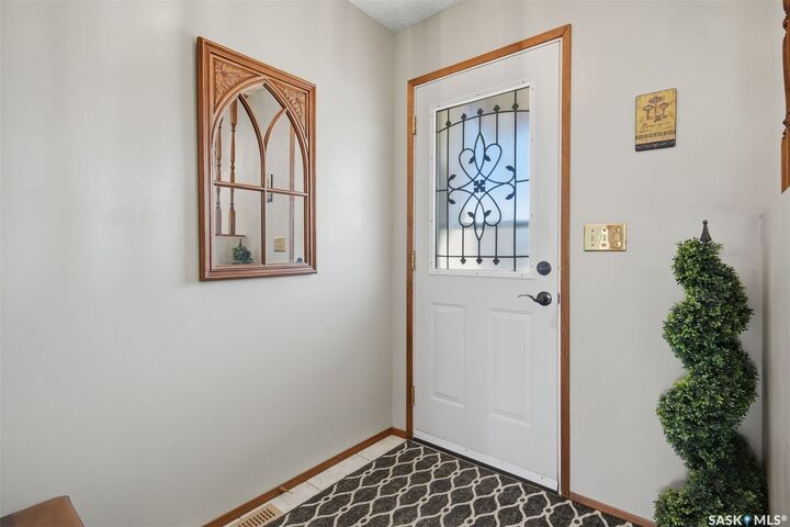 Property Photo:  222 Meilicke Road  SK S7K 6R1 