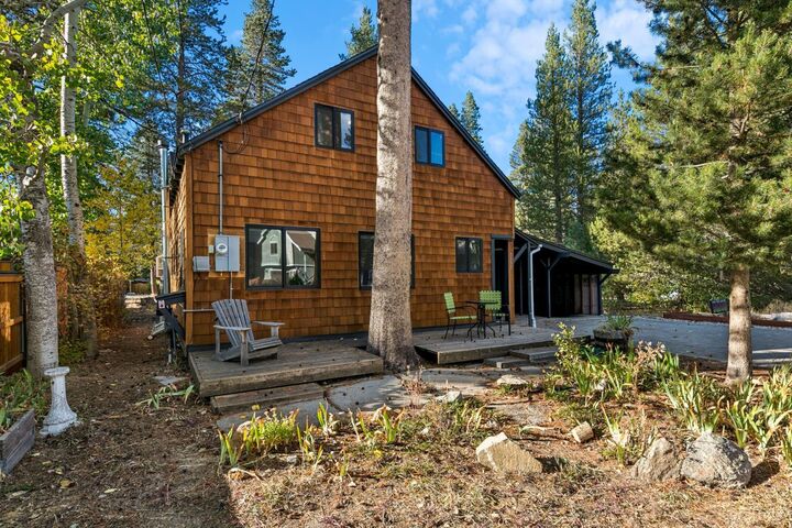 Property Photo:  1137 Tomahawk Lane  CA 96150 