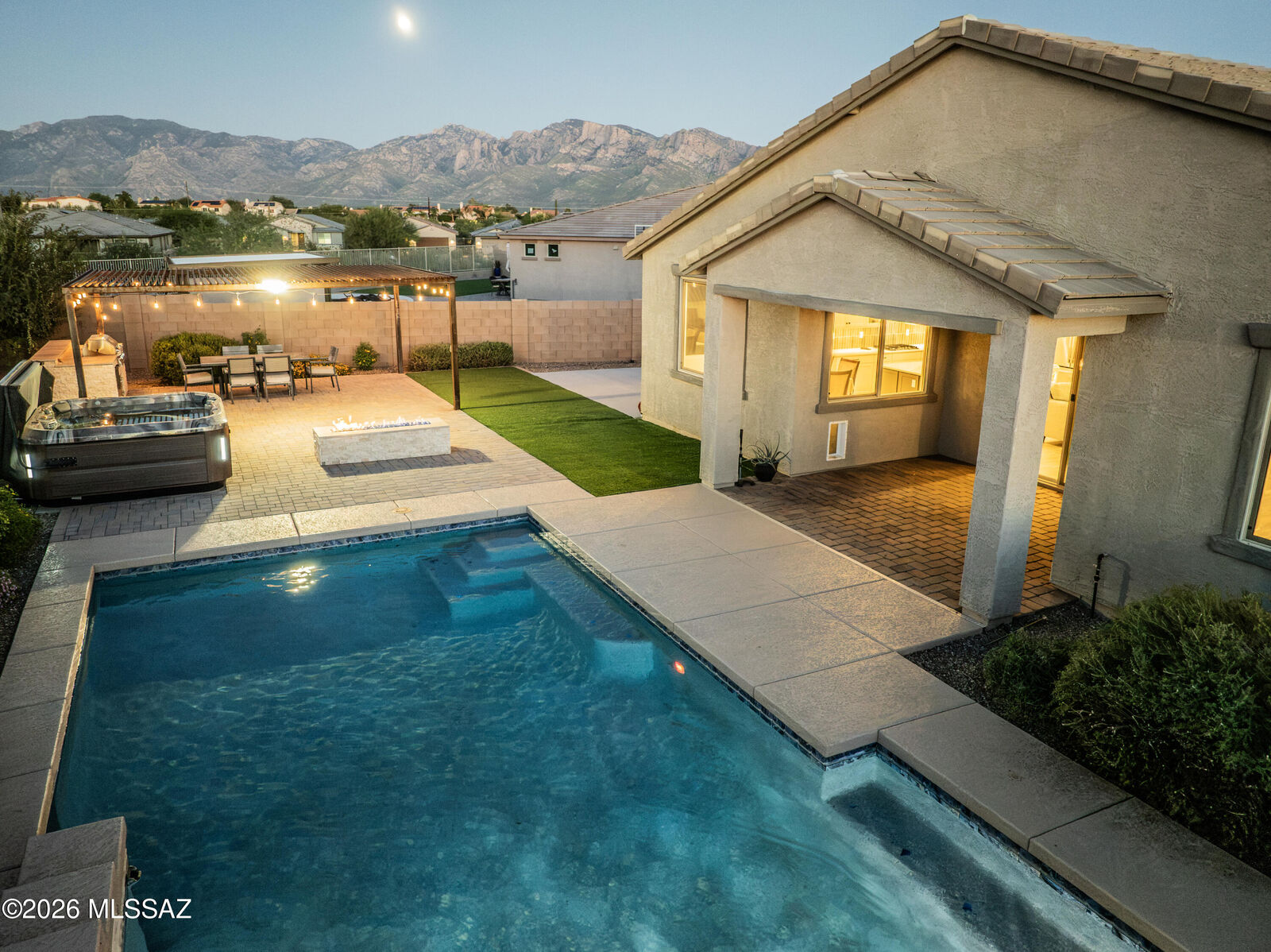 Property Photo:  2286 W Azure Creek Loop  AZ 85742 
