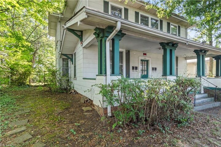 Property Photo: 1409 W 4th Street NC 27101
