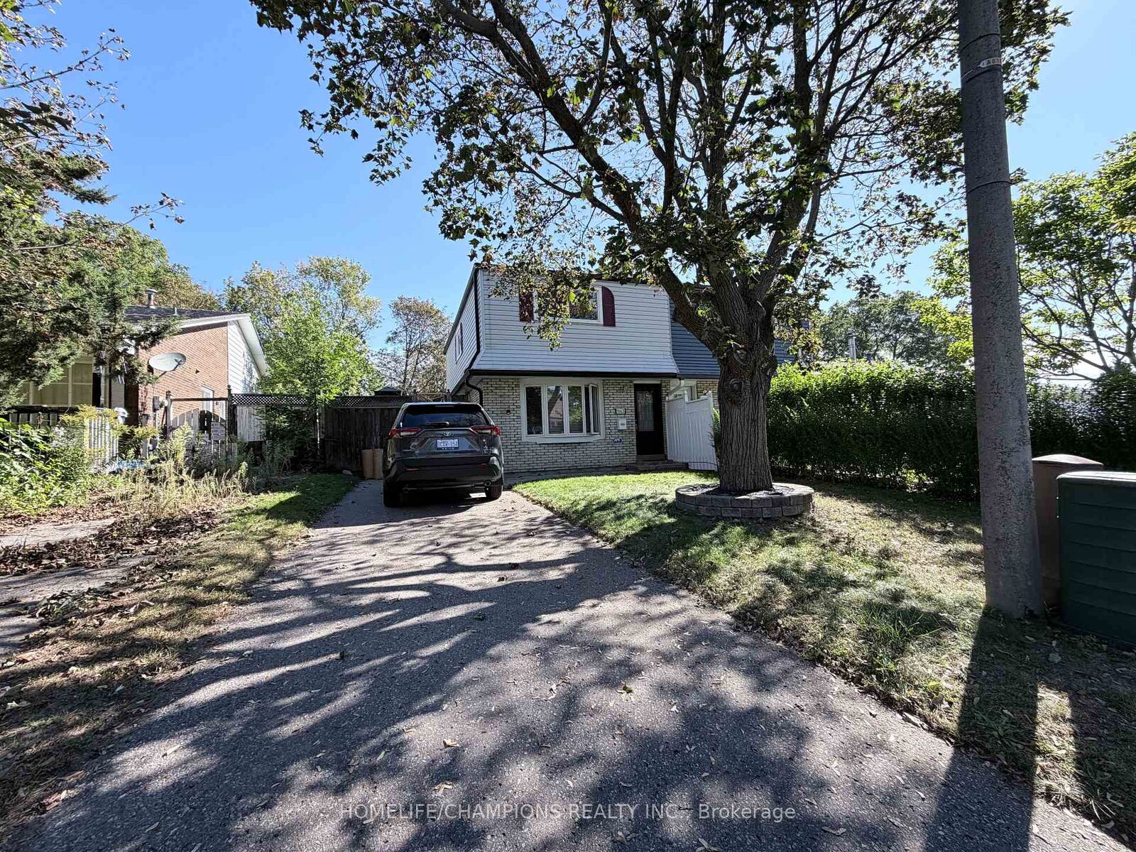 Property Photo: 1143 Valley Court ON L1J 3M4