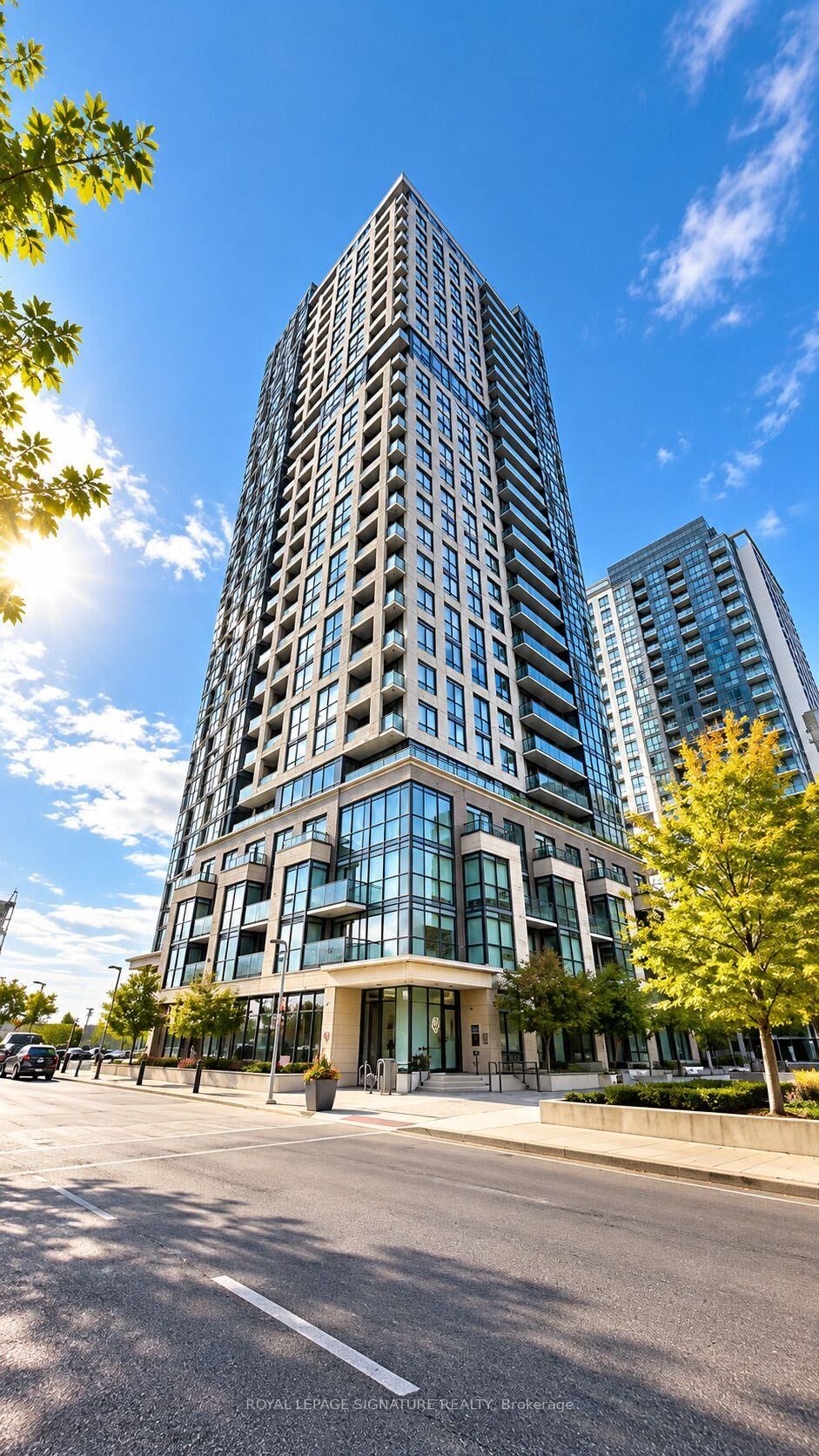 Property Photo:  20 Thomas Riley Road 411  ON M9B 0C3 