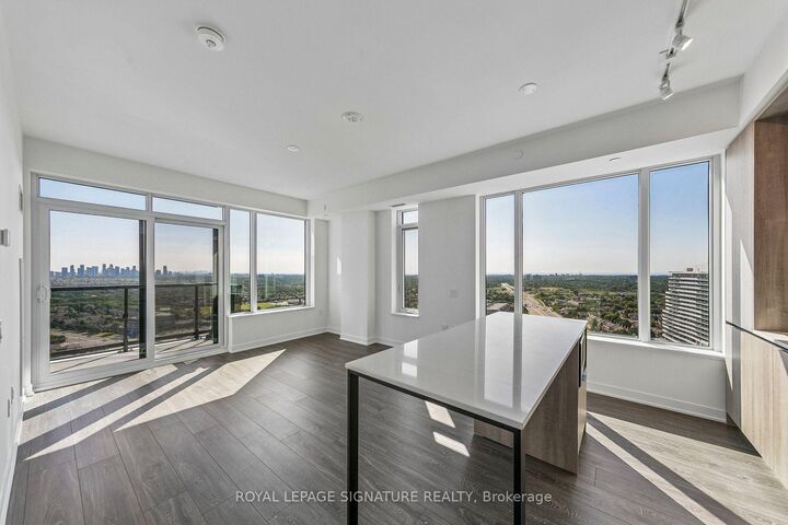 Property Photo:  2495 Eglinton Avenue W 2503  ON L5M 2T2 