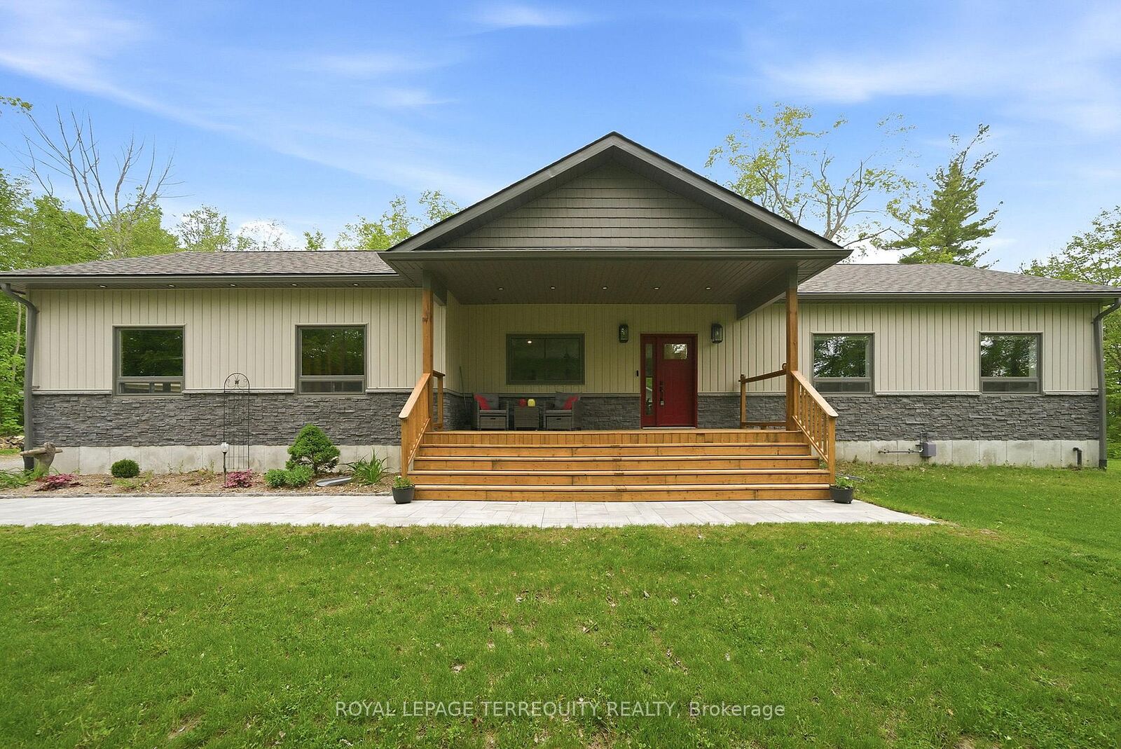 Property Photo:  218 Campbell Road  ON K0K 2X0 