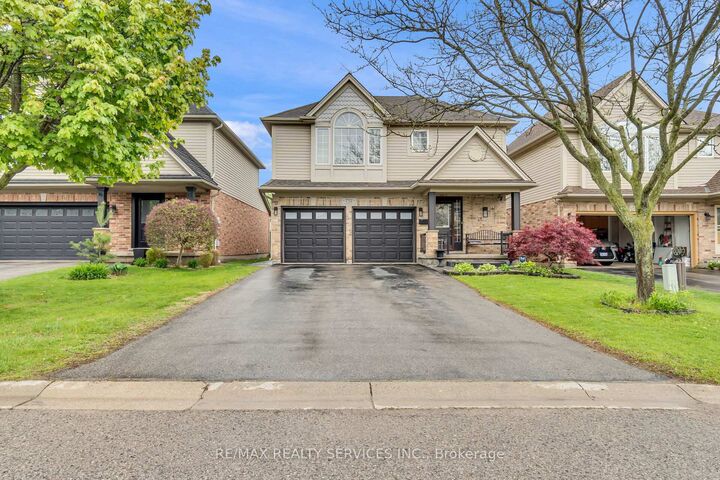 Property Photo:  752 North Leaksdale Circle  ON N6M 1M1 