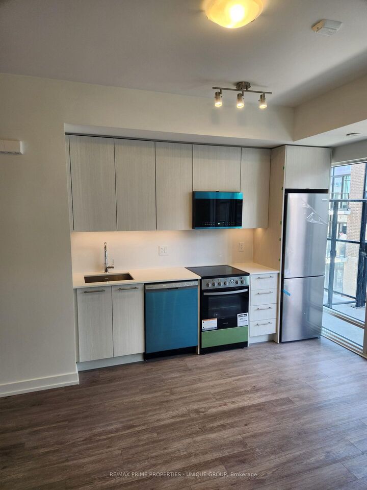 Property Photo:  851 Sheppard Avenue W 16  ON M3H 0E9 