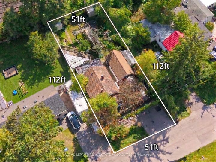 Property Photo: 268 Troy Street ON L5G 1S7