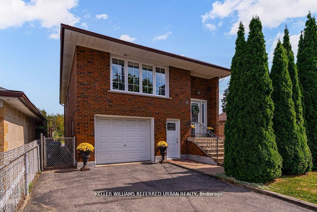 Property Photo:  55 Tedder Street Upper  ON M6M 4X2 
