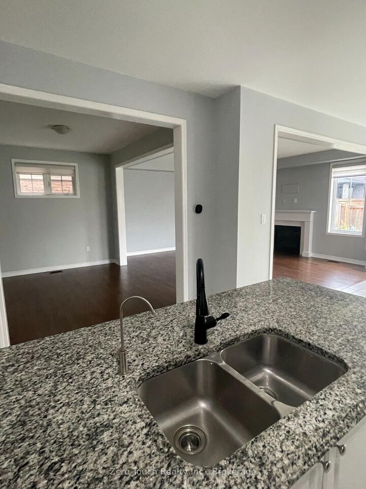 Property Photo:  127 Watermill Street W  ON N2P 0H3 