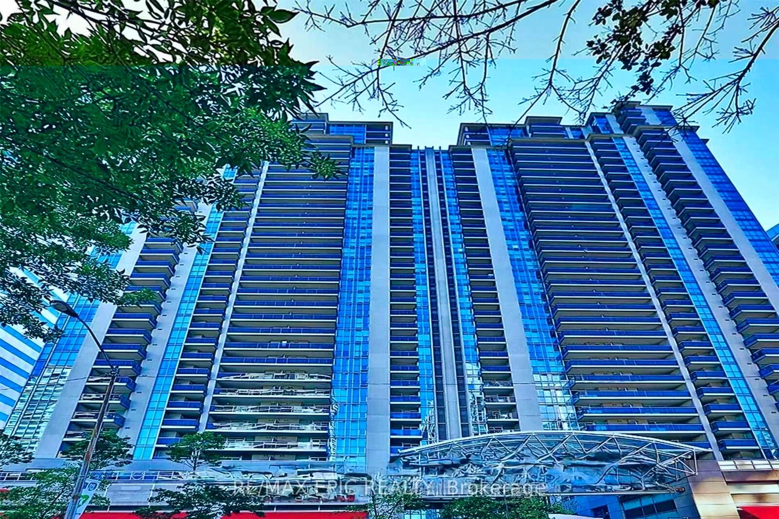 Property Photo:  4978 Yonge Street 1501  ON M2N 7G8 