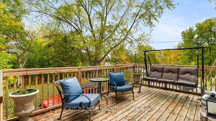Property Photo: 44 Hillcrest Drive ON K8V 0M6