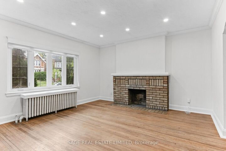 Property Photo:  121 Braemar Avenue Main  ON M5P 2L3 
