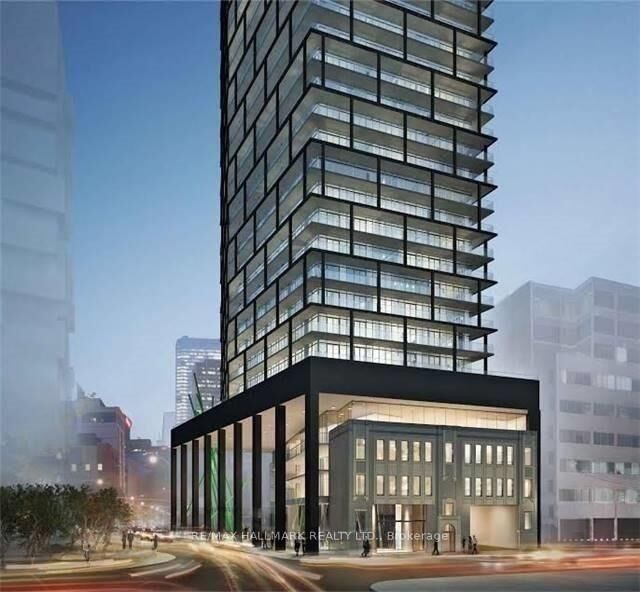 Property Photo:  125 Peter Street 2202  ON M5V 2G9 