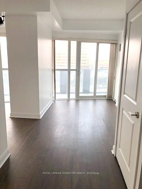 Property Photo: 60 Absolute Avenue 604 ON L4Z 0A9