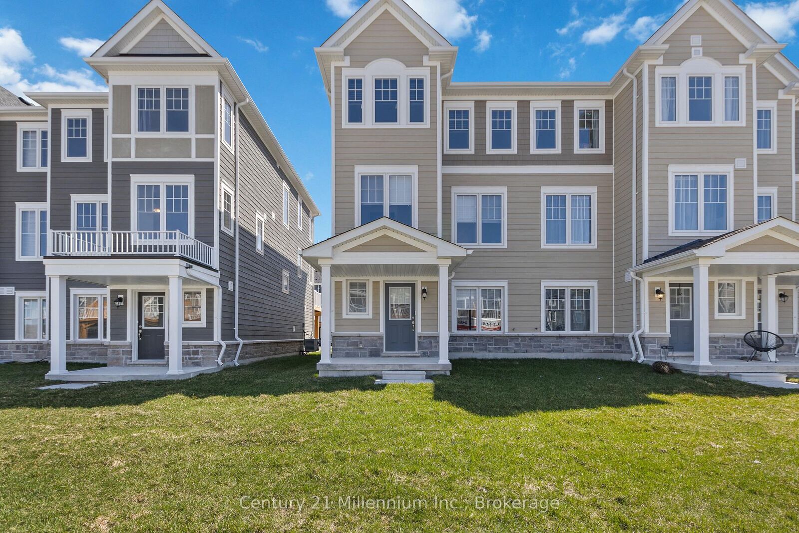 Property Photo:  93 Surf Drive  ON L9Z 0L2 