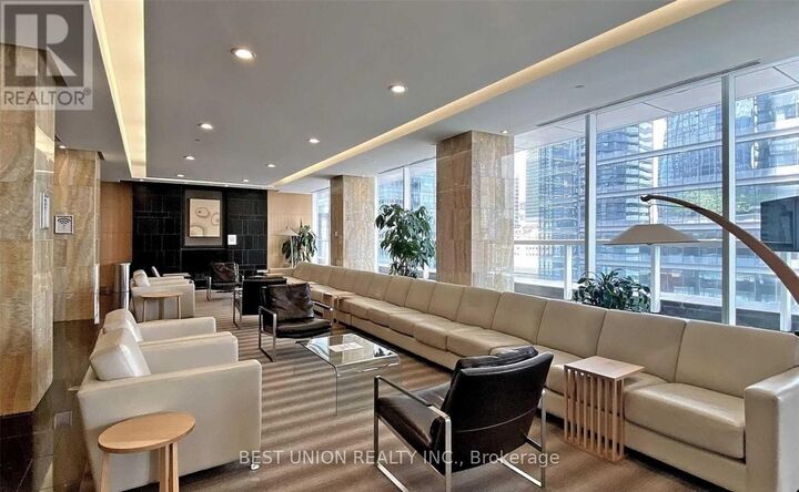 Property Photo:  65 Bremner Boulevard 4909  ON M5J 0A7 