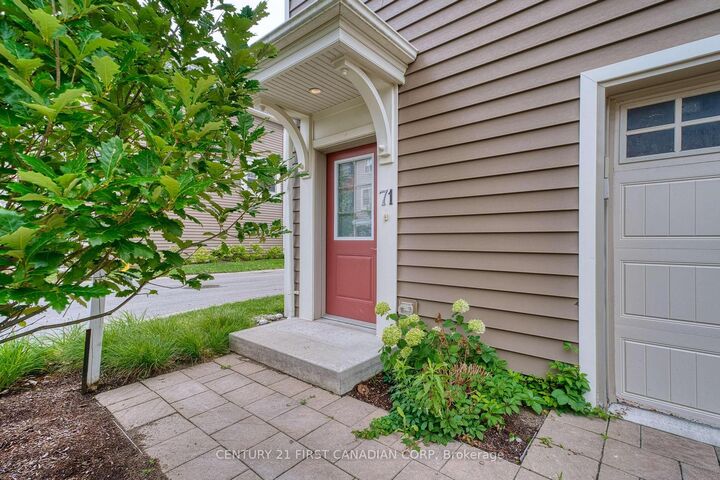 Property Photo: 1040 Coronation Drive 71 ON N6G 0R8