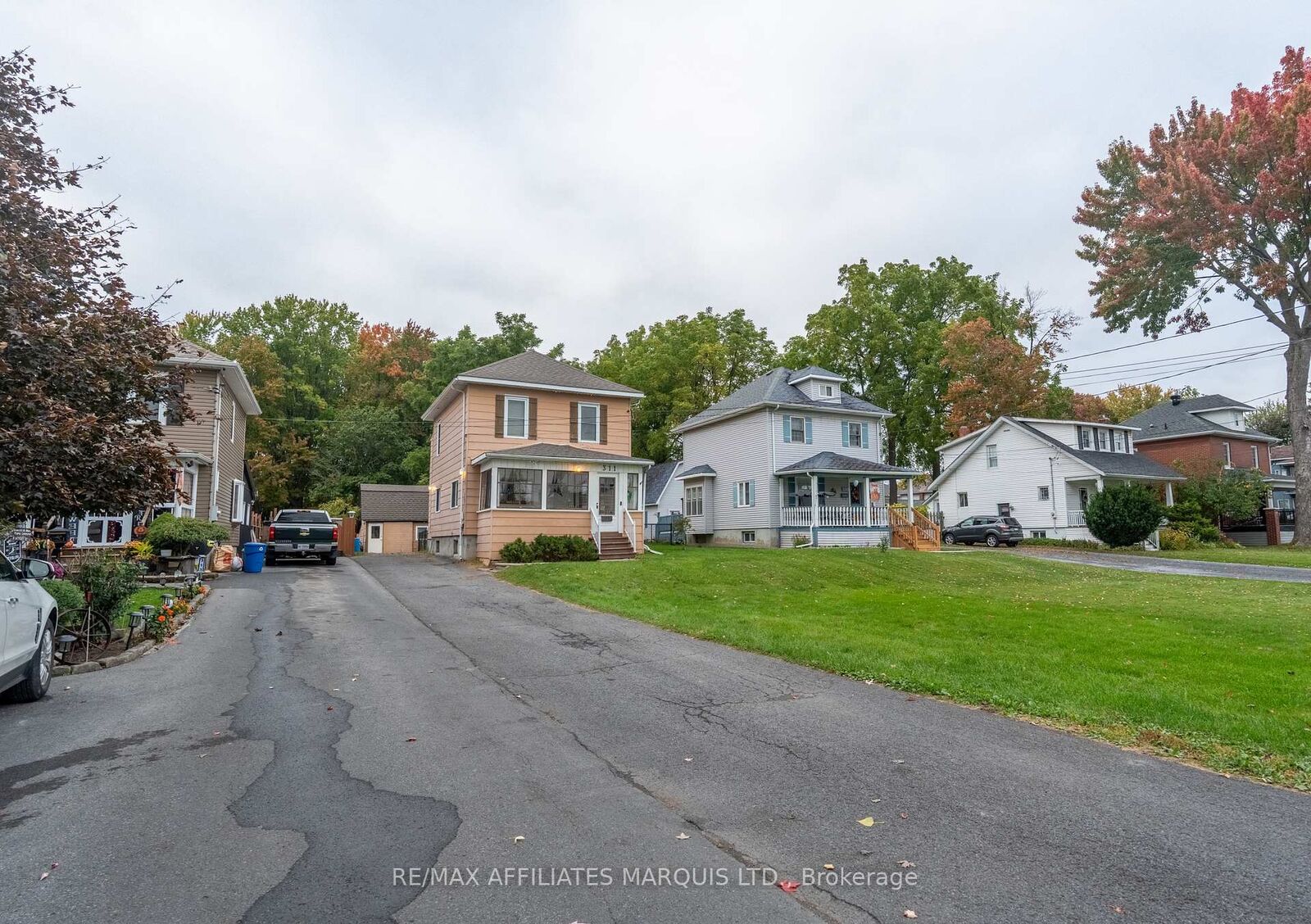 Property Photo:  311 Fourth Street W  ON K6J 2S3 