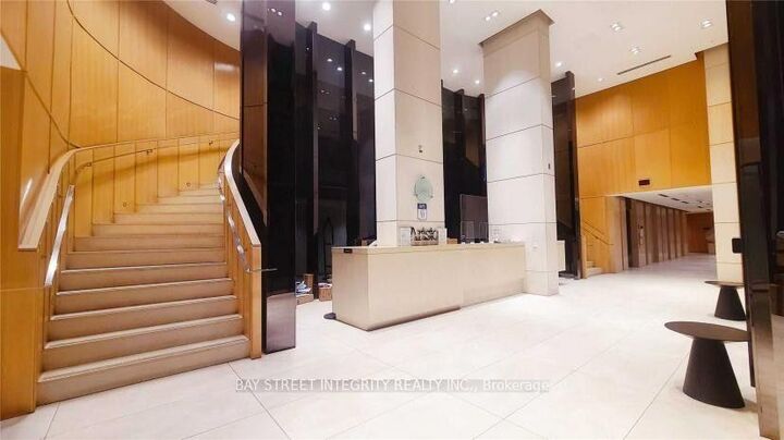 Property Photo:  120 Harrison Garden Boulevard 1409  ON M2N 0H1 