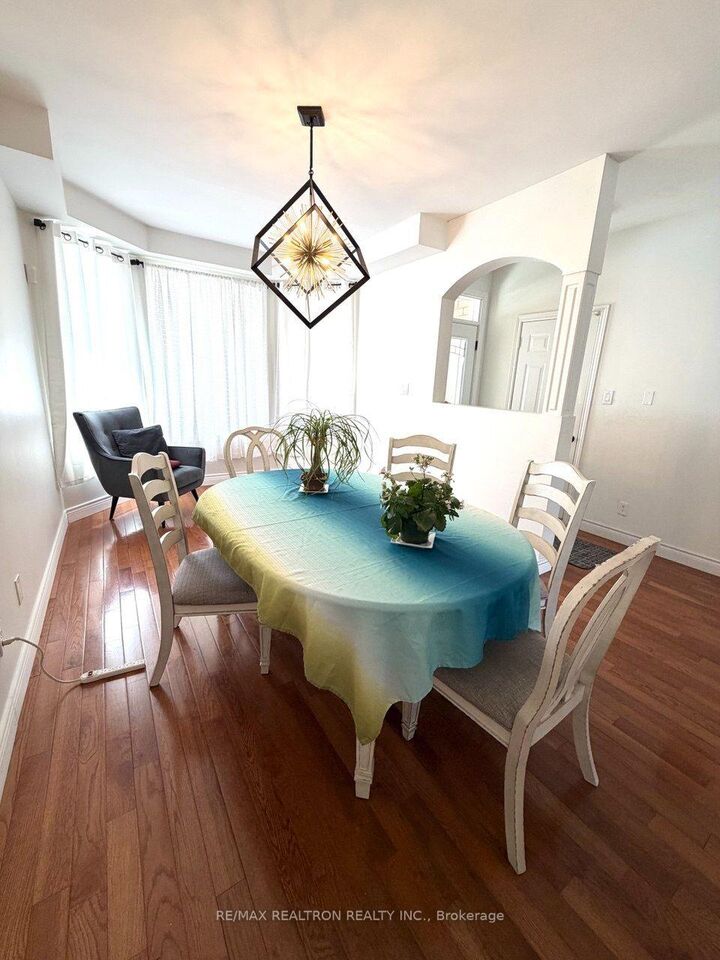 Property Photo:  97 Grand Oak Drive  ON L4E 4A6 