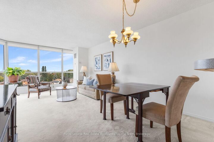 Property Photo:  1500 Grazia Court 607  ON L4W 4Z9 
