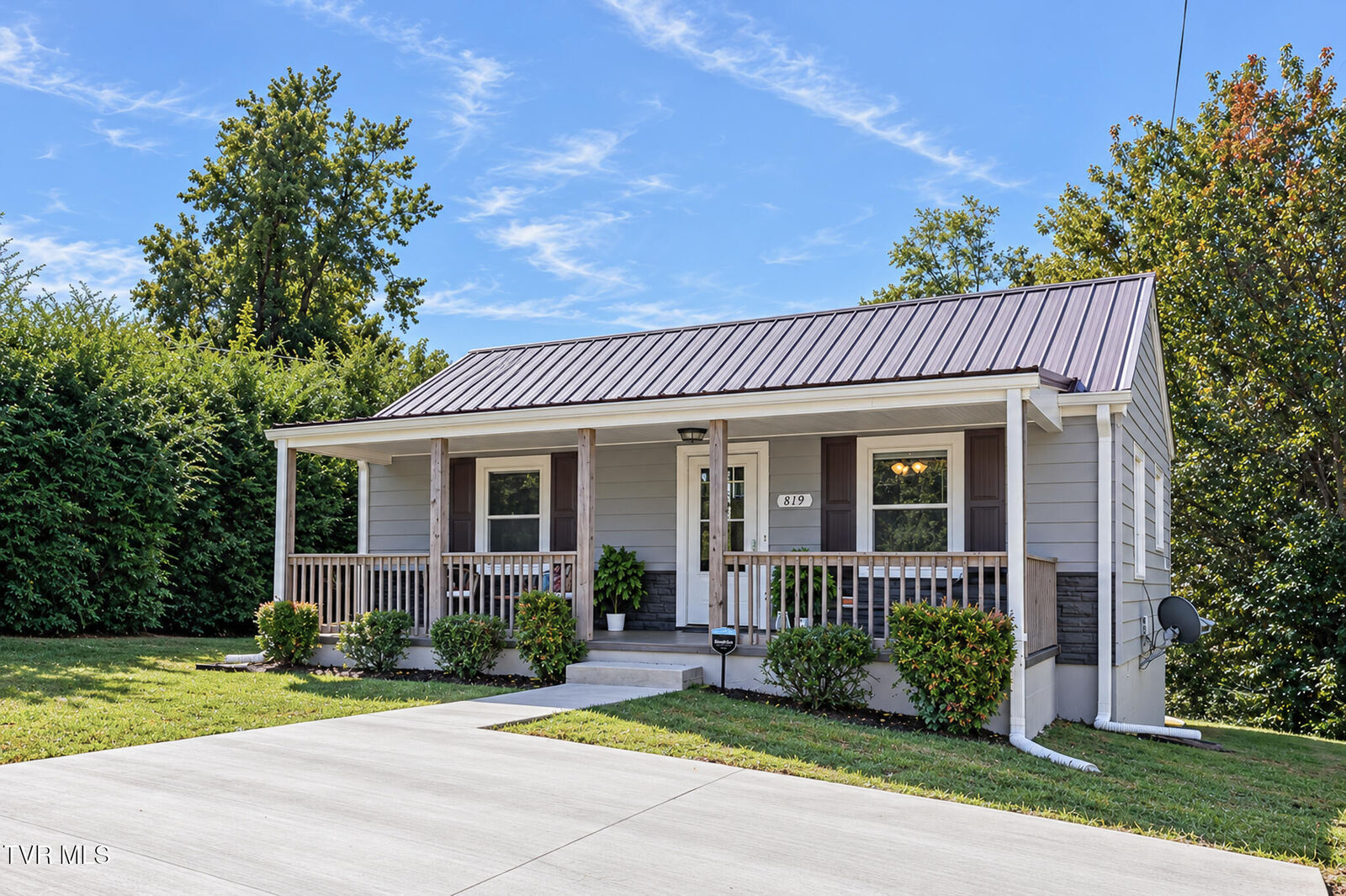 Property Photo:  819 Lincoln Avenue  TN 37604 
