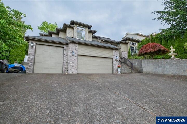 Property Photo:  1756 Snowbird Dr NW  OR 97304 