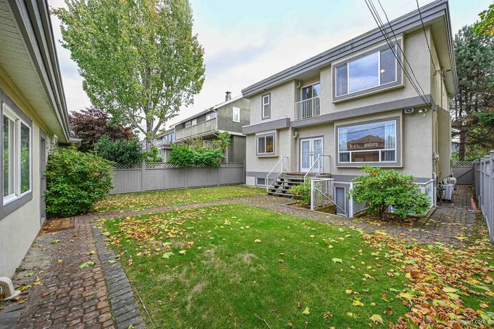 Photo de la propriété:  2893 W 20th Avenue  BC V6L 1H4 