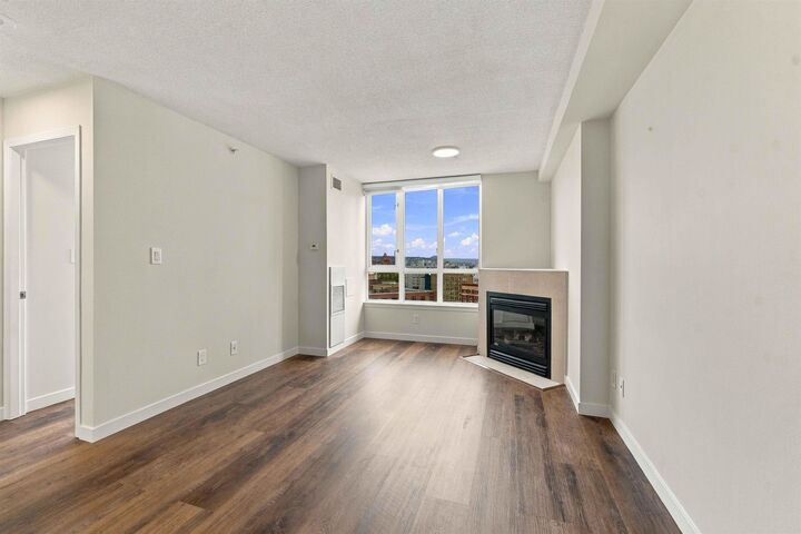 Property Photo:  63 Keefer Place 1707  BC V6B 6N6 
