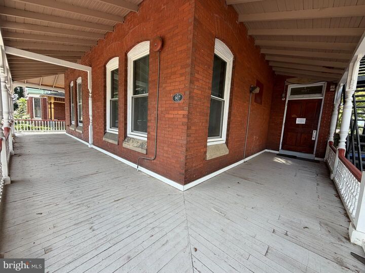Property Photo: 905 Swede Street 4 PA 19401