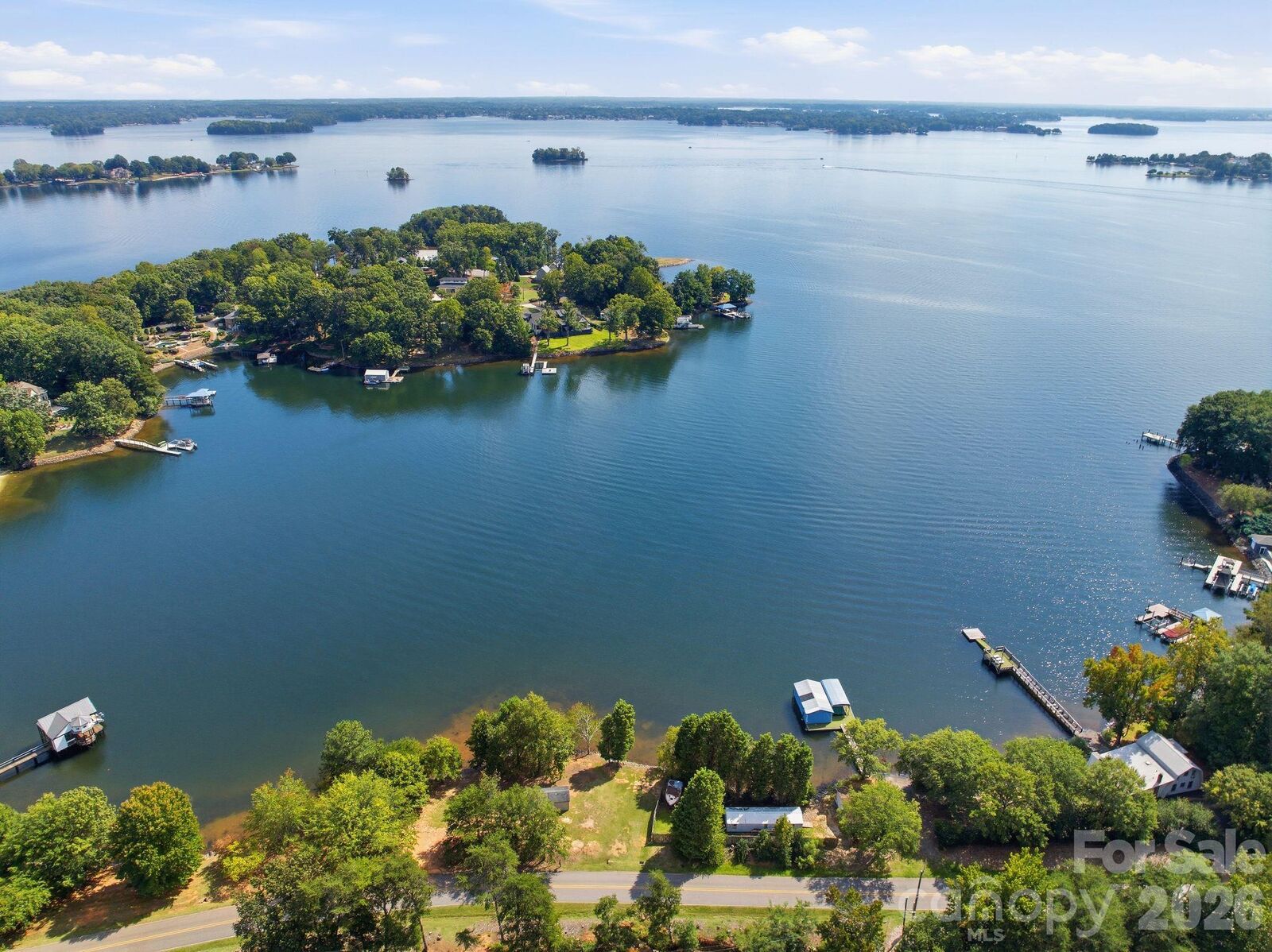 Property Photo:  413 Tuskarora Trail  NC 28117 