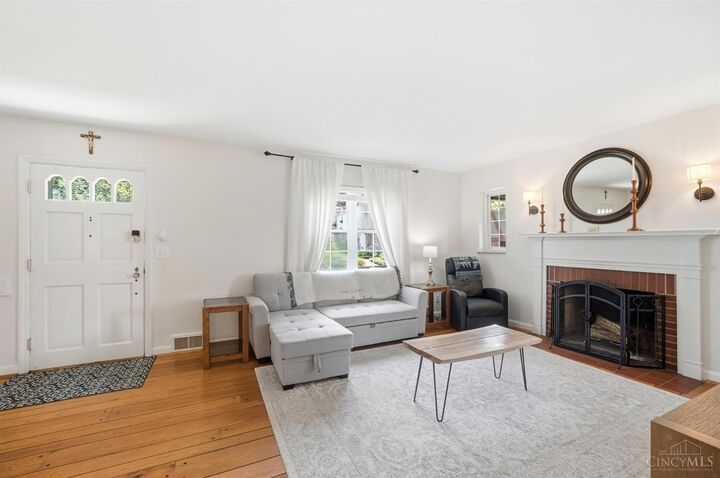 Property Photo:  3201 Grischy Lane  OH 45208 