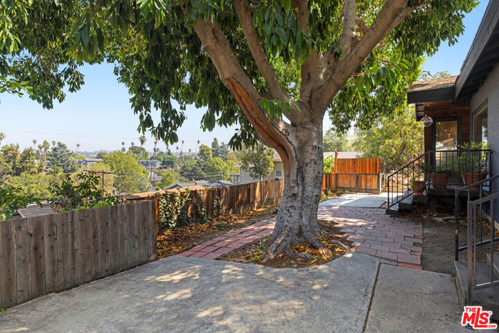 Property Photo:  238 Furness Ave  CA 90042 