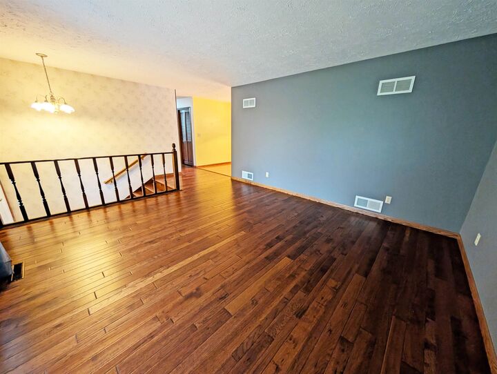 Property Photo:  255 S 7th Avenue  NE 68601 