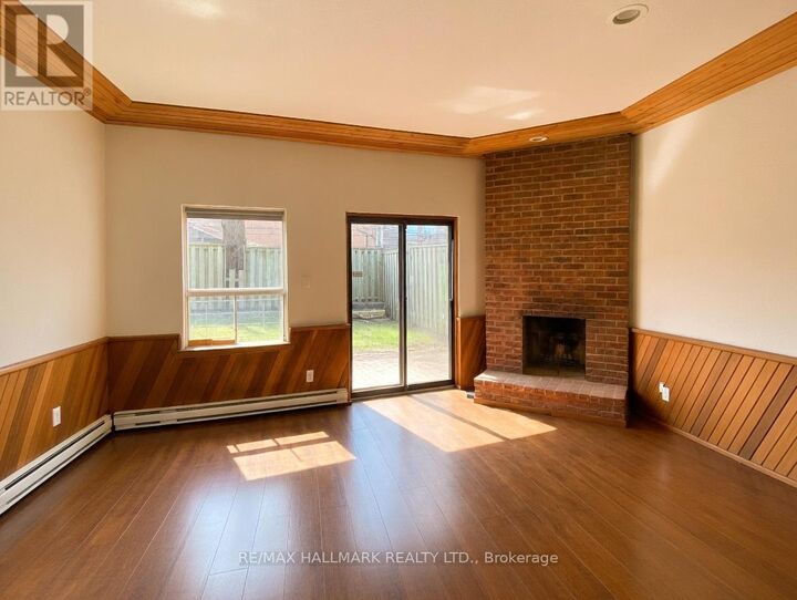 Property Photo: 222 Broadway Avenue ON M4P 1V9