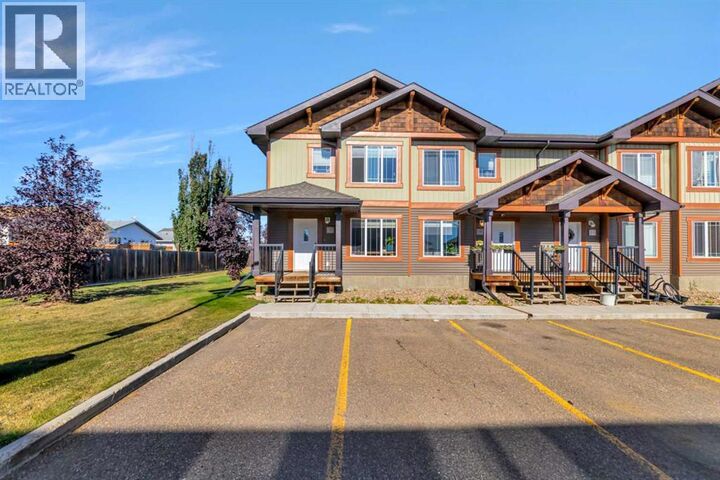 Property Photo:  4738 13 Street  SK S9V 1Z5 