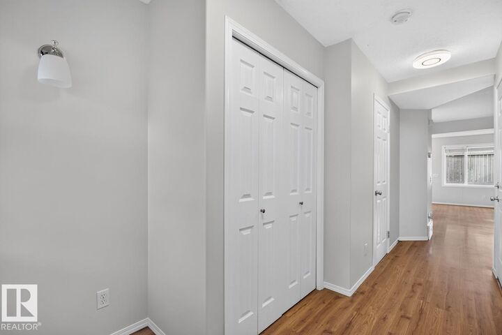 Property Photo:  2816 34 Avenue NW 10  AB T6T 2B4 