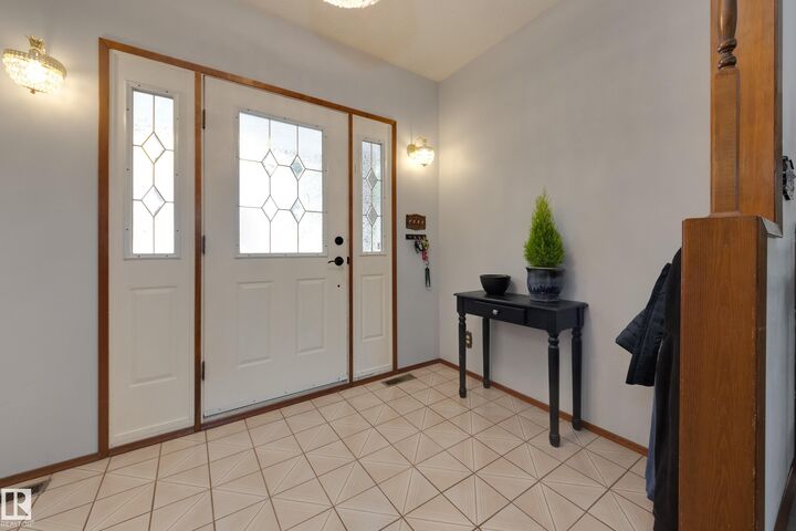 Property Photo:  59 Spruce Avenue  AB T8A 2B7 