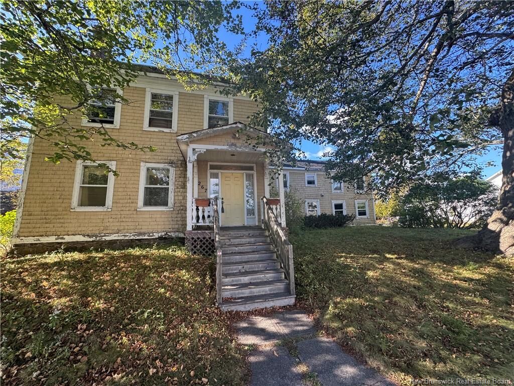 Property Photo:  267 Charlotte Street  NB E2M 1Y2 