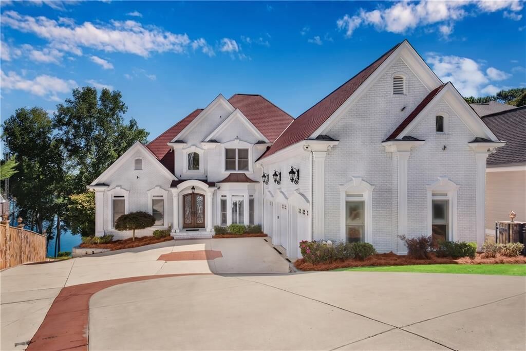 Property Photo:  6400 Lakeview Drive  GA 30518 