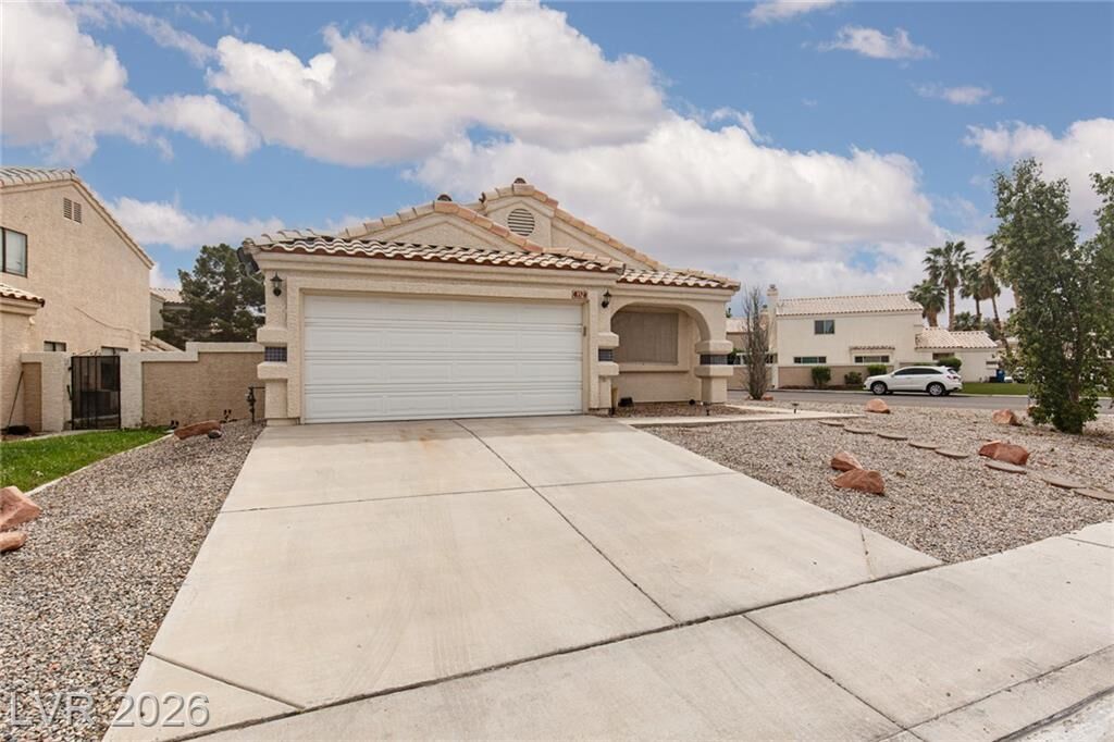 Property Photo: 352 Lander Drive NV 89074