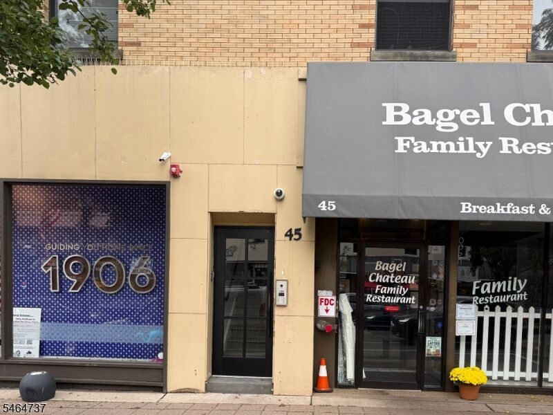 Property Photo:  47 Main Street 3L  NJ 07940 