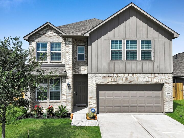 Property Photo:  766 Dewberry Road  TX 77568 